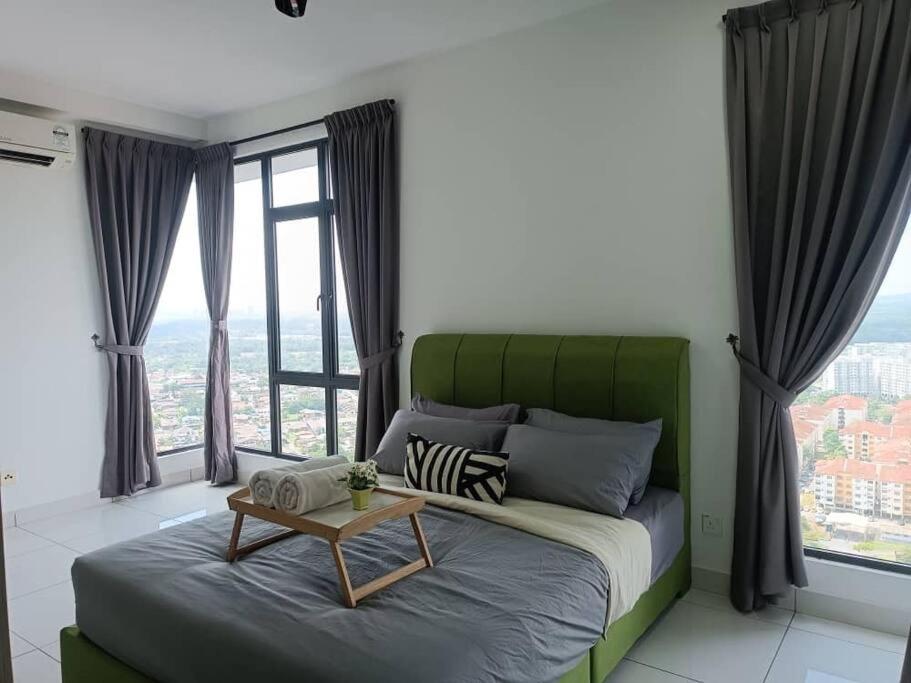 One Tebrau By Antlerzone Lejlighed Johor Bahru Eksteriør billede