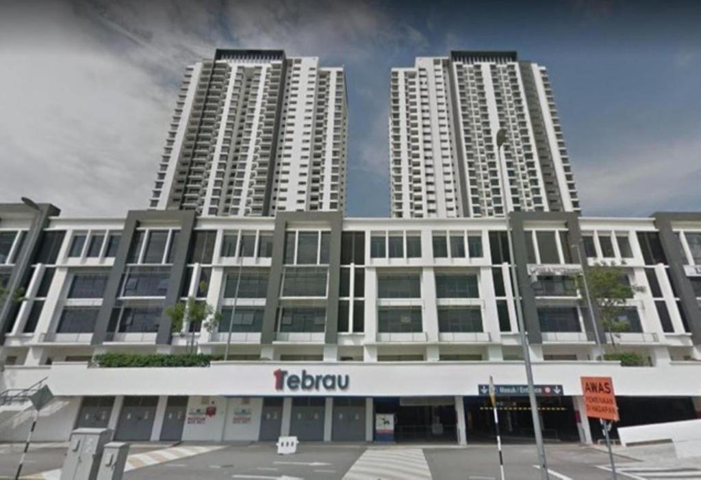 One Tebrau By Antlerzone Lejlighed Johor Bahru Eksteriør billede