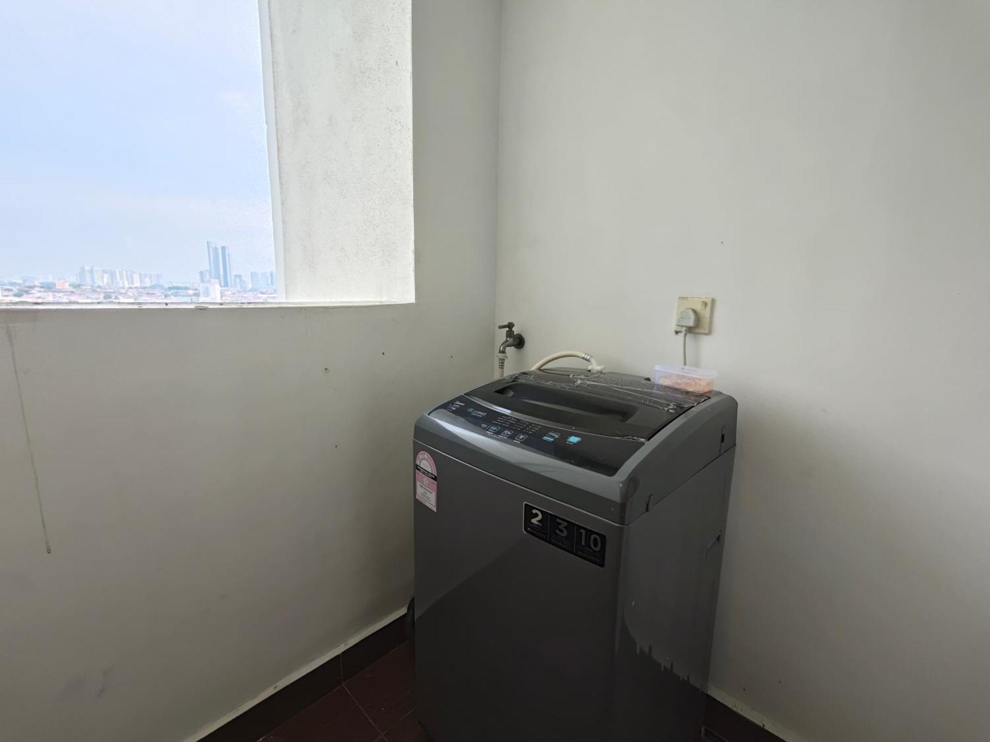 One Tebrau By Antlerzone Lejlighed Johor Bahru Eksteriør billede